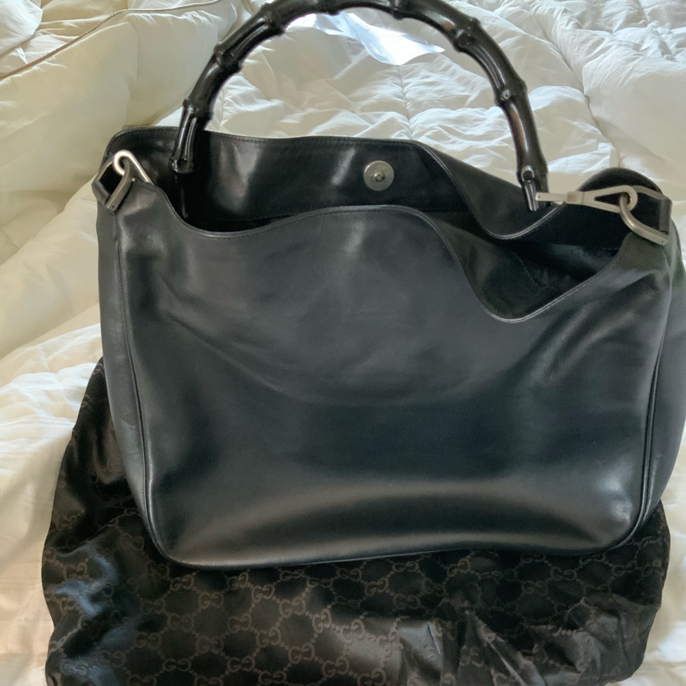 Gucci black leather bag